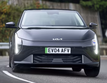 Kia EV4 Hatchback Air [UK-spec] '2025–pr.