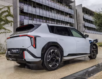Kia EV4 Hatchback GT-Line [EU-spec] '2025–pr.