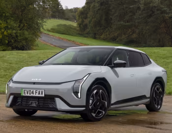 Kia EV4 Fastback GT-Line S [UK-spec] '2025–pr.