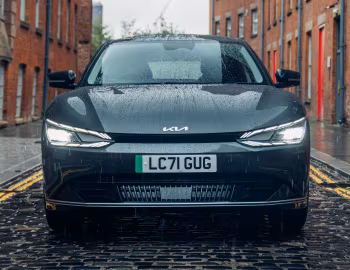 Kia EV6 [UK-spec] '2021–24