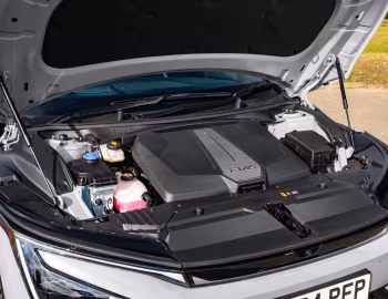 Под капотом Kia EV6 GT-Line [UK-spec] '2024–н.в.