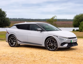 Kia EV6 GT-Line [UK-spec] '2024–pr.
