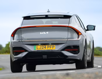 Kia EV6 GT-Line [UK-spec] '2024–pr.