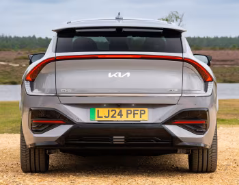 Kia EV6 GT-Line [UK-spec] '2024–н.в.