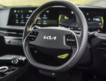 Интерьер Kia EV6 GT [UK-spec] '2022–25