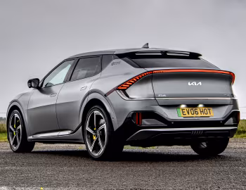 Kia EV6 GT [UK-spec] '2022–25