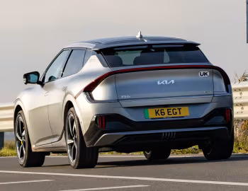 Kia EV6 GT [UK-spec] '2022–25