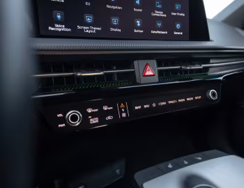 Интерьер 2023–н.в. Kia EV6 GT [North America] '2022–н.в.