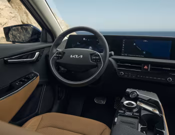 Panneau avant 2024 Kia EV6 "North American Utility Vehicle of the Year Limited Edition" [US-spec] '2023–24