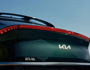 2024 Kia EV6 "North American Utility Vehicle of the Year Limited Edition" [US-spec] '2023–24
