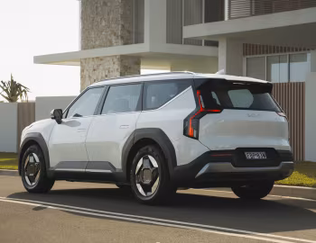 Kia EV9 Air [Australia] '2023–pr.