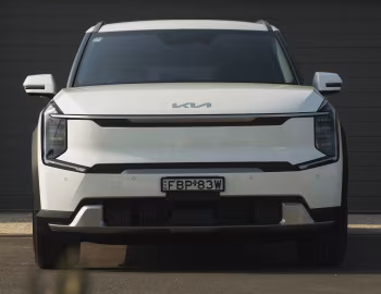 Kia EV9 Air [Australia] '2023–pr.
