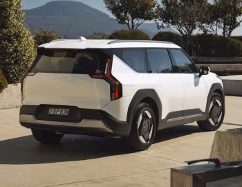 Kia EV9 Air [Australia] '2023–pr.