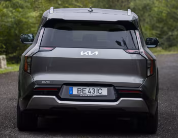 Kia EV9 [EU-spec] '2023–pr.