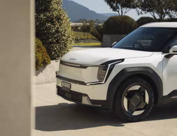 Kia EV9 Air [Australia] '2023–pr.