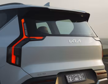 Kia EV9 Air [Australia] '2023–pr.