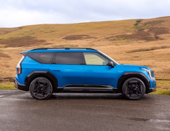 Kia EV9 GT-Line 7-seat [UK-spec] '2023–pr.