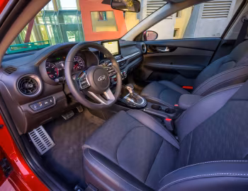 Интерьер 2019–21 Kia Forte [North America] (BD) '2018–21
