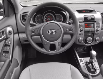 Торпедо 2010–13 Kia Forte [North America] (TD) '2009–13