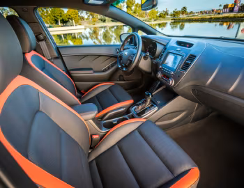 Interior 2017–18 Kia Forte5 [North America] '2016–18