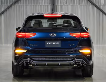2020–21 Kia Forte5 GT [Canada] (BD) '2019–21