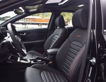 Interior 2020–21 Kia Forte GT [North America] (BD) '2019–21
