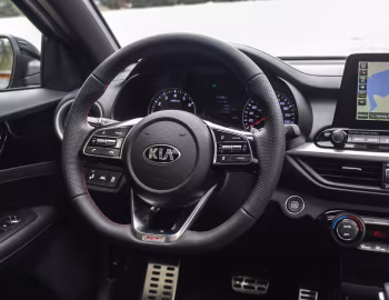 Interior 2020–21 Kia Forte GT [North America] (BD) '2019–21