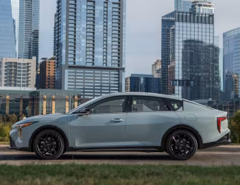 2025–н.в. Kia K4 Sedan GT-Line [North America] '2024–н.в.