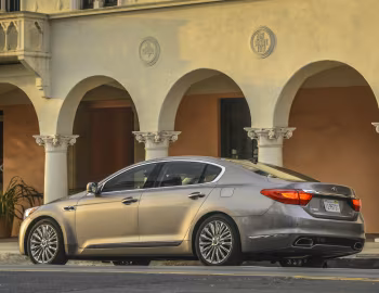 2015–18 Kia K900 [North America] (KH) '2014–18