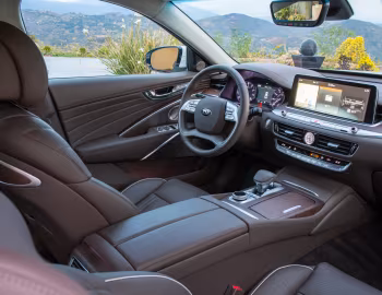 Інтер'єр 2019–20 Kia K900 [US-spec] (RJ) '2018–20
