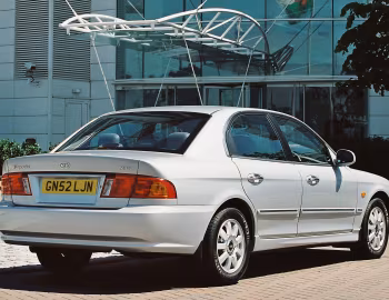 Kia Magentis [UK-spec] '2001–02