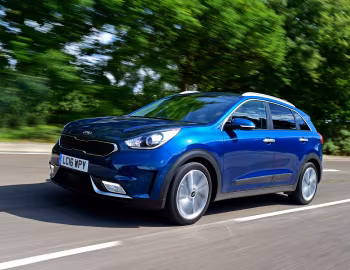 Kia Niro [UK-spec] (DE) '2016–18