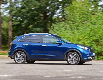 Kia Niro [UK-spec] (DE) '2016–18