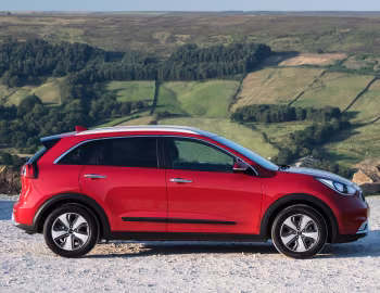 Kia Niro [UK-spec] (DE) '2016–18