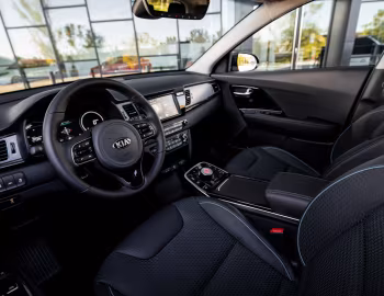 Интерьер 2019–21 Kia Niro EV [North America] (DE) '2019–21