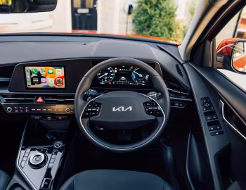 Торпедо Kia Niro EV [UK-spec] (SG2) '2022–н.в.