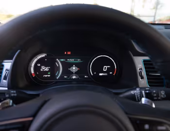 Комбинация приборов 2019–21 Kia Niro EV [North America] (DE) '2019–21