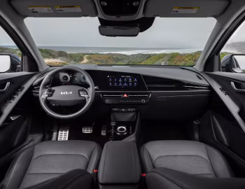 Торпедо 2023–н.в. Kia Niro PHEV [North America] (SG2) '2022–н.в.