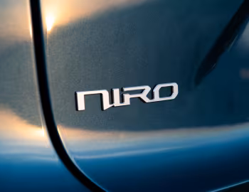 2023–н.в. Kia Niro PHEV [North America] (SG2) '2022–н.в.