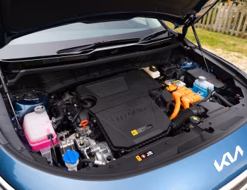Под капотом Kia Niro PHEV [UK-spec] (SG2) '2022–н.в.