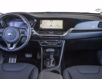 Торпедо Kia Niro Plug-In Hybrid [Worldwide] (DE) '2019–21
