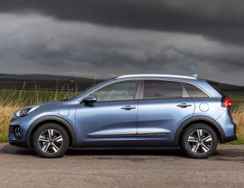 Kia Niro Plug-In Hybrid [UK-spec] (DE) '2019–21