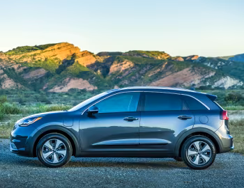2018–19 Kia Niro Plug-In Hybrid [North America] (DE) '2018–19