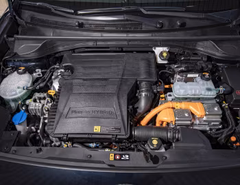 Под капотом Kia Niro Plug-In Hybrid [Worldwide] (DE) '2019–21