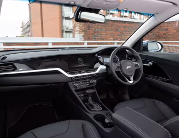 Торпедо Kia Niro Plug-In Hybrid [UK-spec] (DE) '2019–21