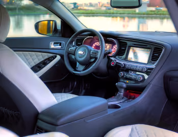 Интерьер 2014–15 Kia Optima SX Limited [North America] (TF) '2013–15