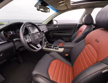 Интерьер 2019–20 Kia Optima SX Turbo [North America] (JF) '2018–20