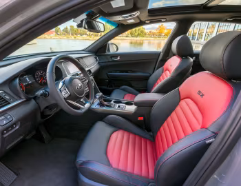 Интерьер 2019–20 Kia Optima SX Turbo [North America] (JF) '2018–20