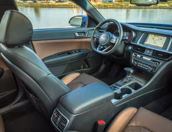 Интерьер 2019–20 Kia Optima SXL [North America] (JF) '2018–20