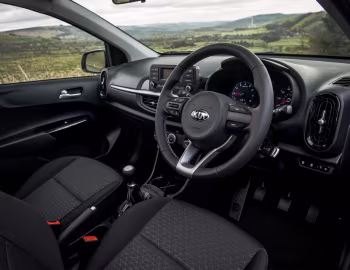 Интерьер Kia Picanto [UK-spec] (JA) '2017–20